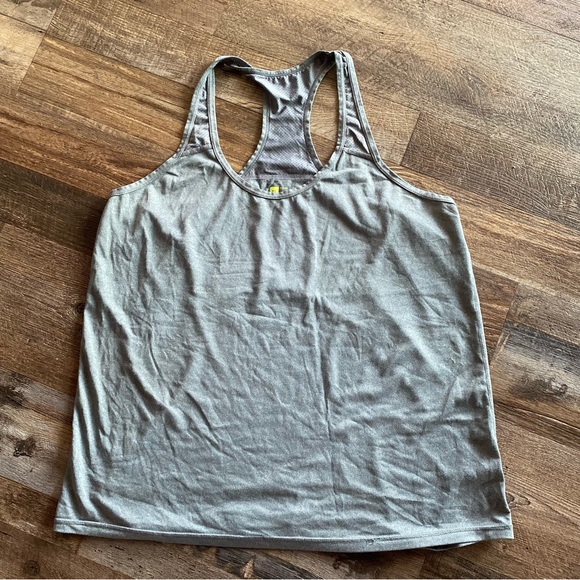 Xersion Exercise Tank - Picture 6 of 6